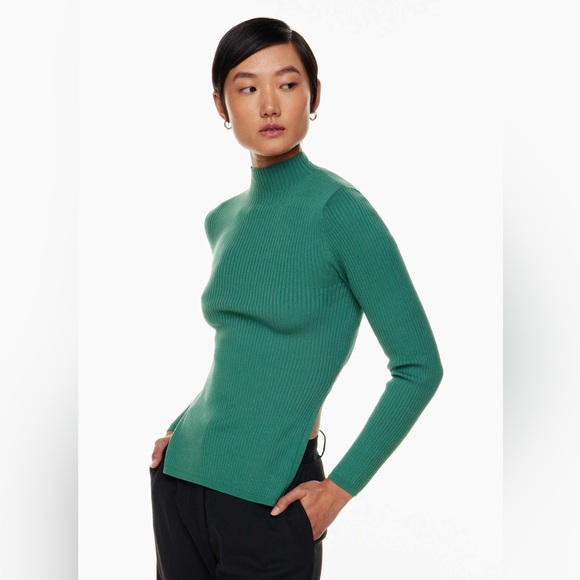 Aritzia Babaton Sculpt Knit Tie-back Longsleeve - Picture 2 of 9